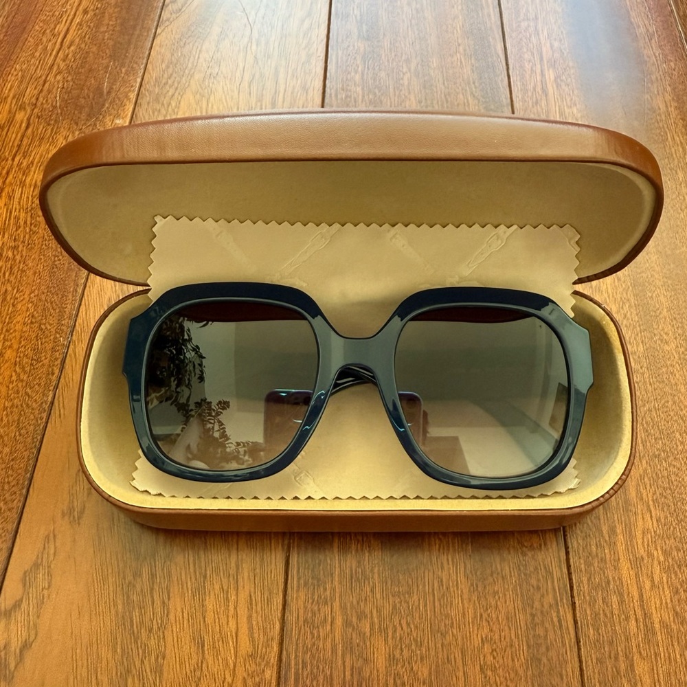 Longchamp Blue Sunglasses with Brown Case - Picture 4 of 8